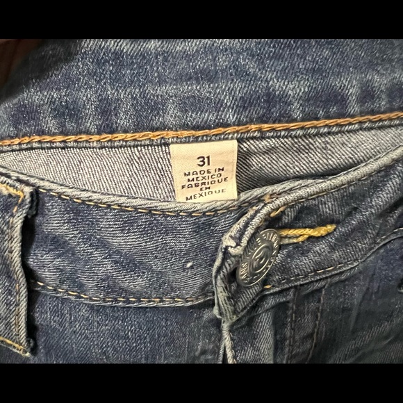 Women’s True Religion Jeans - Picture 4 of 5